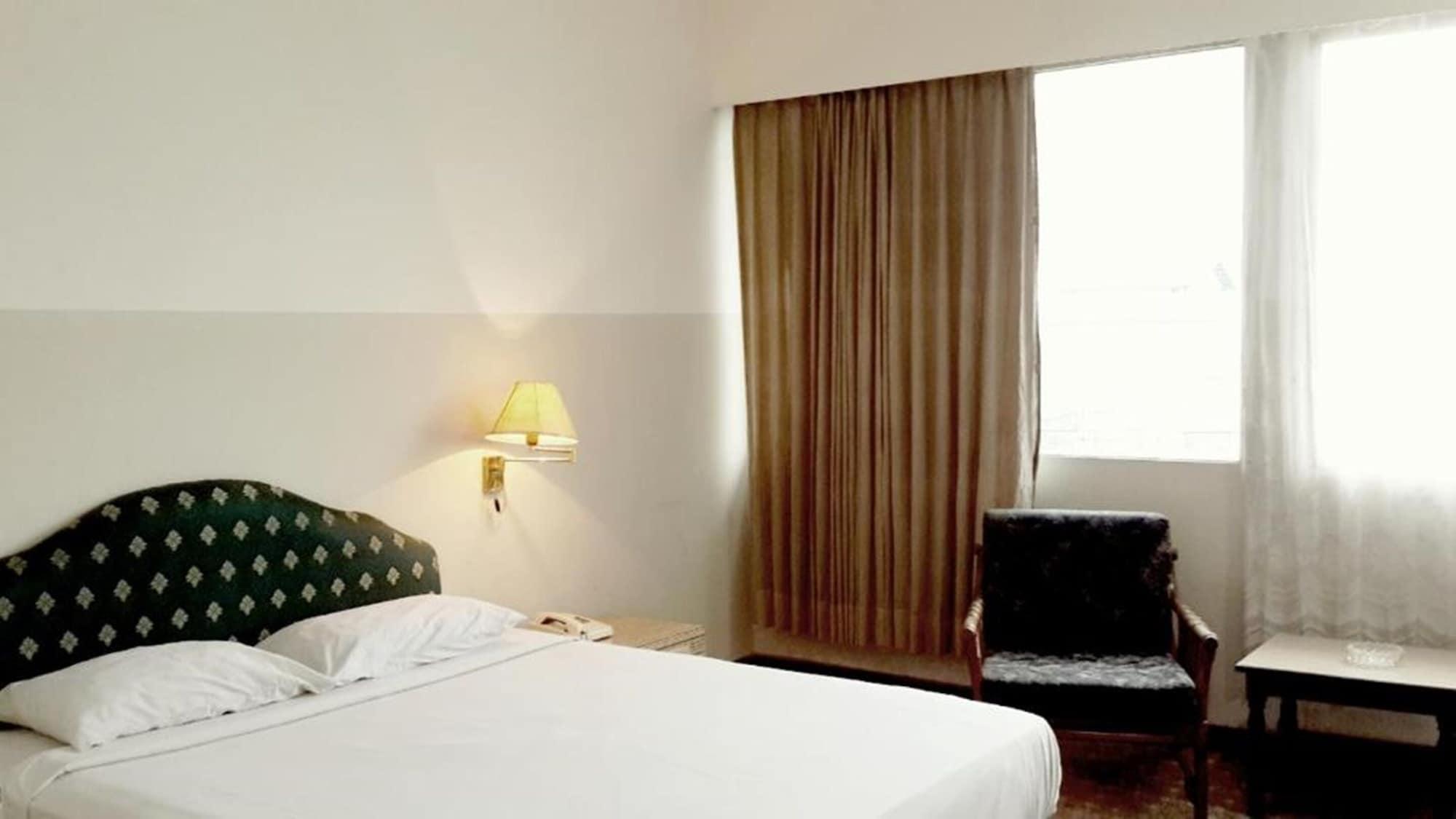 Hotel Banyuwangi Sintera Jakarta Extérieur photo